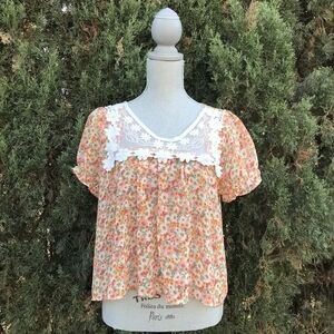 Floral Short Sleeve Blouse Women's Size Small To Medium Brand Pretty Good